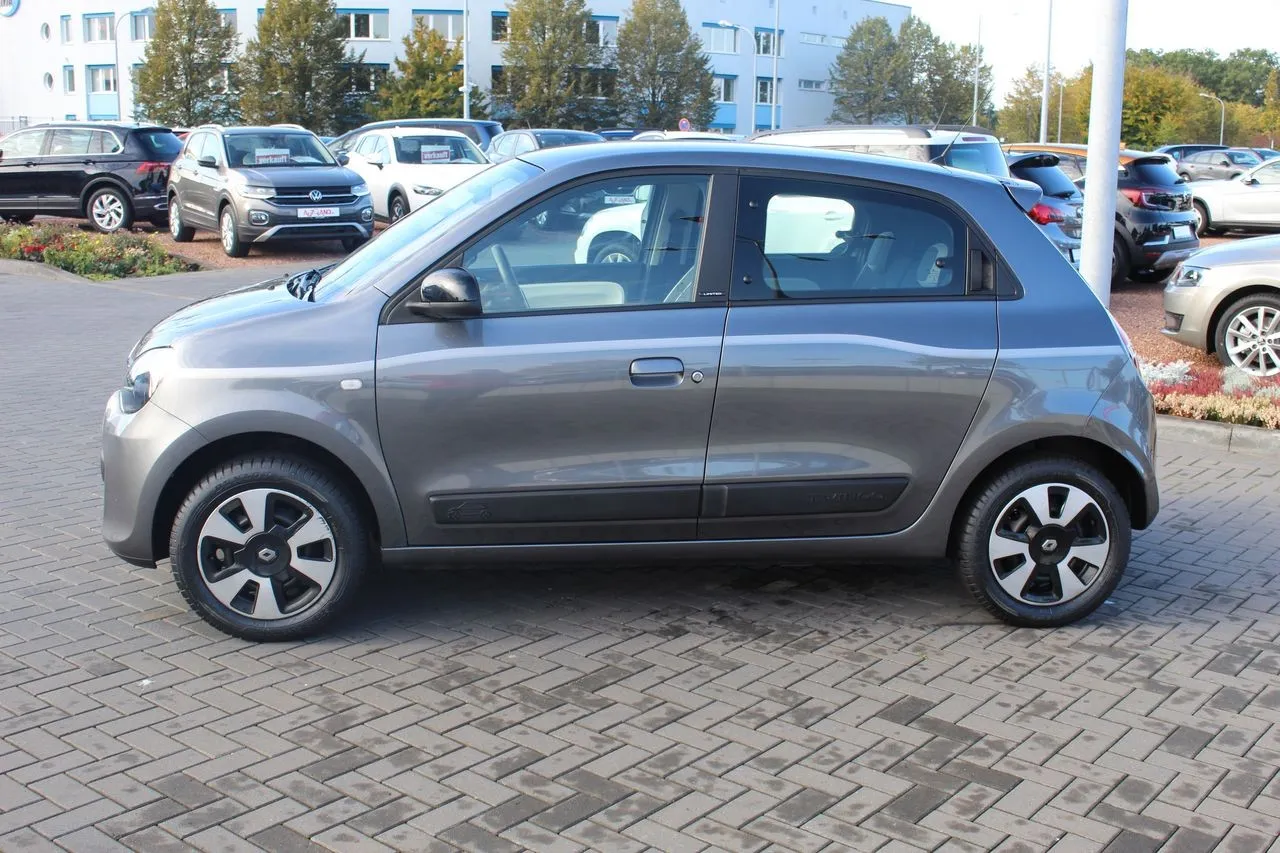 Renault Twingo 1.0 SCe Limited...  Image 8