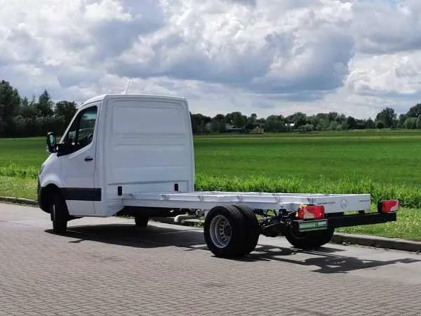 Mercedes-Benz Sprinter 519 CDI 3.0 LTR 6 CYL! Image 5